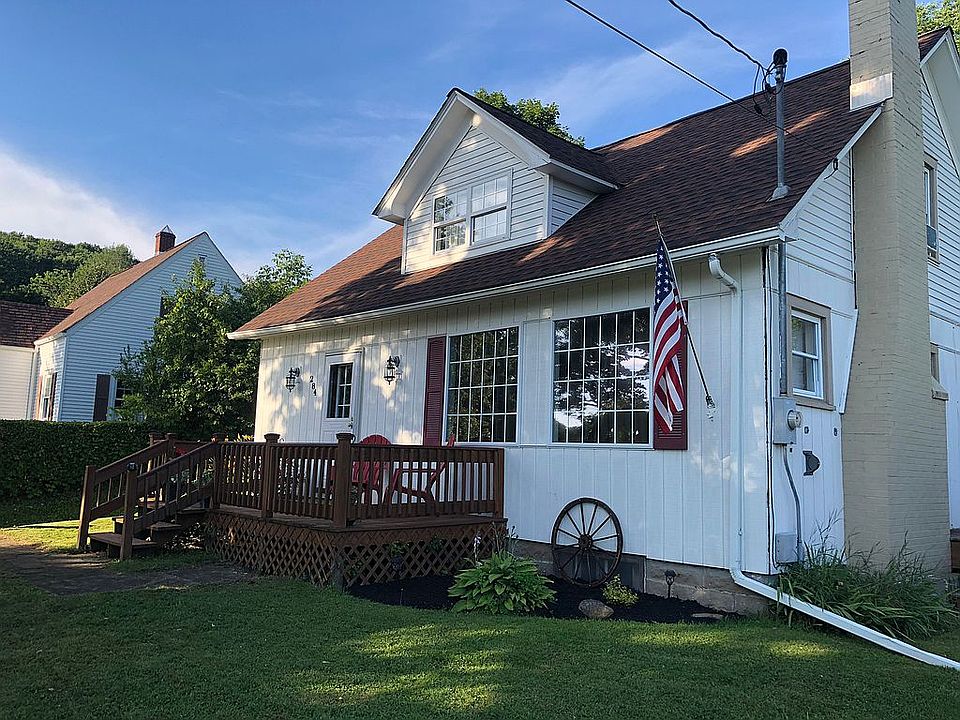 1st image of 284 Farnum St