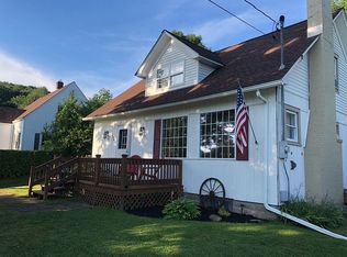 284 Farnum St, Wellsville, NY 14895