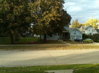 155 South St, Juneau, WI 53039