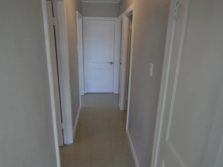 2705 Rose Dr — Photo 8