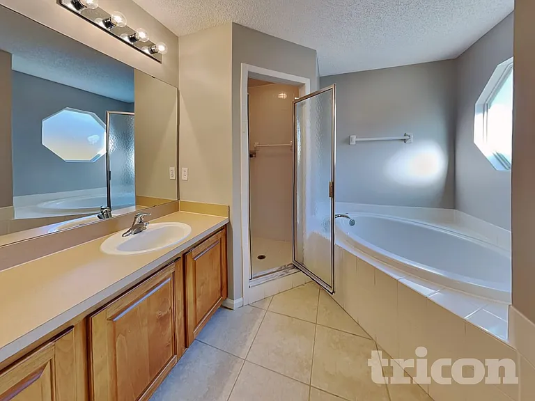 2738 Ravine Hill Dr — Photo 10