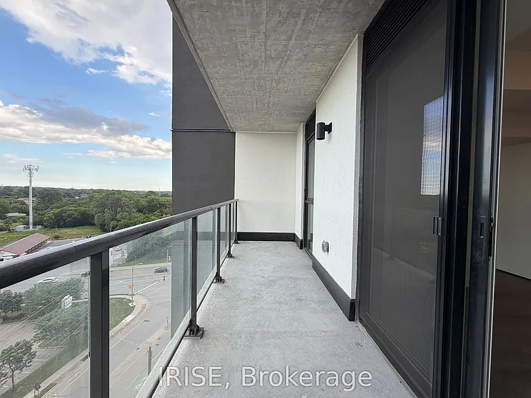33 Erie Ave #1002 — Photo 1
