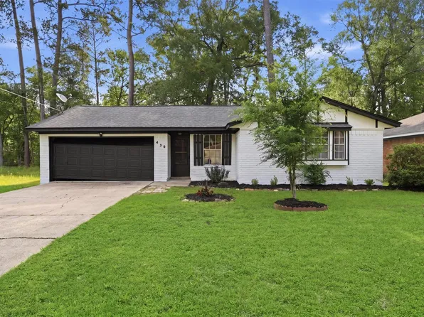 430 Eastwood Dr, New Caney, TX 77357