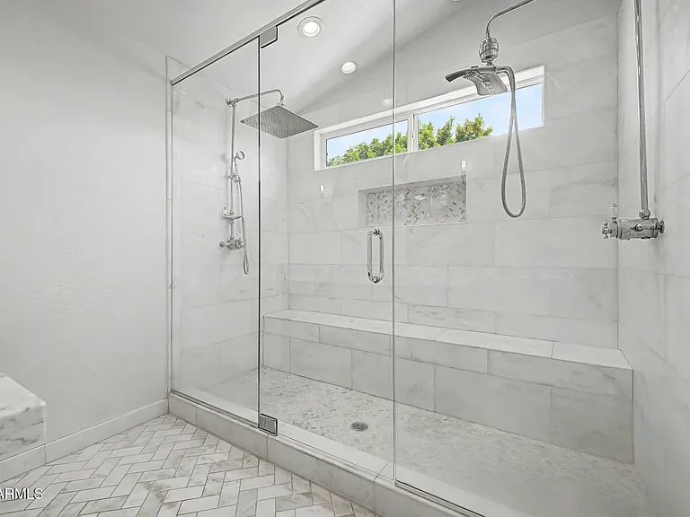 5773 W Shannon St — Photo 28