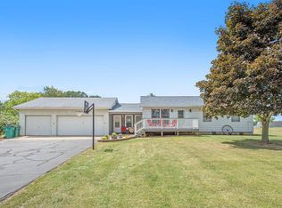 20949 Pine Lake Rd, Battle Creek, MI 49014