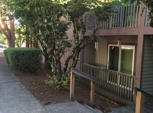 3712 SW Kelly Ave #11, Portland, OR 97239
