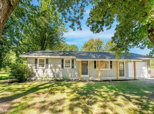 9471 Marylou St, Zeeland, MI 49464