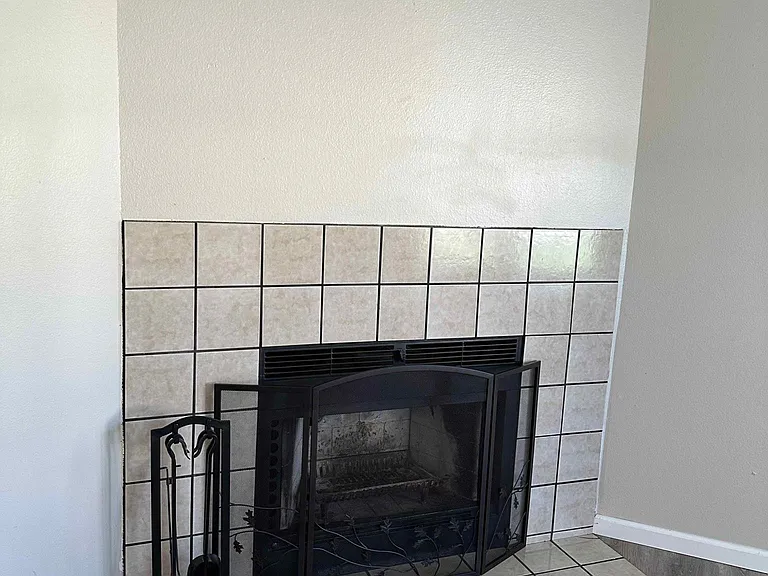 2426 Split Rock Dr — Photo 10