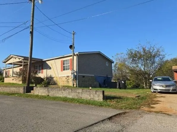 415 E 11th St, Columbia, TN 38401