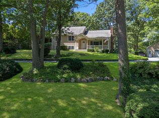 23 Connelly Rd, Huntington, NY 11743