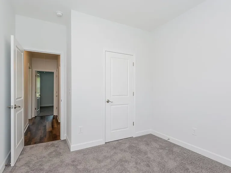 109 McLean St — Photo 14