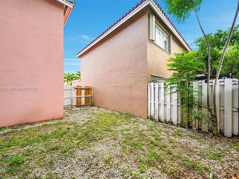 8684 NW 1st St — Photo 47