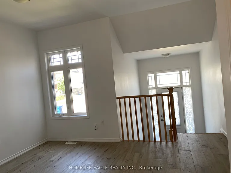 126 Isabella Dr — Photo 8