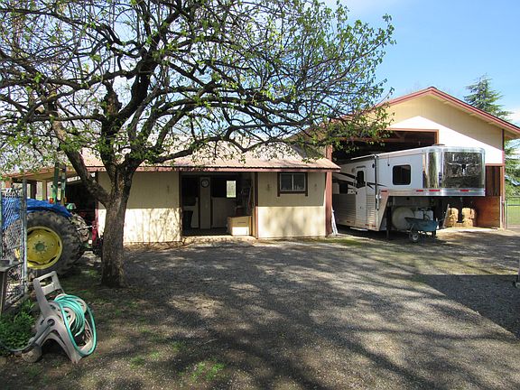 2nd image of 5951 Bourbon Ln