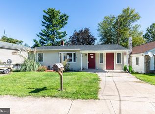 24 Commerce St, Taneytown, MD 21787