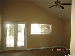 5th image of 8051 Milnes Ave