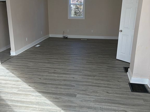 3rd image of 725 N 23rd St