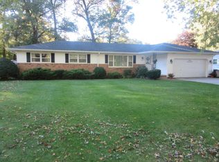 2021 Riegler Rd, Muskegon, MI 49445