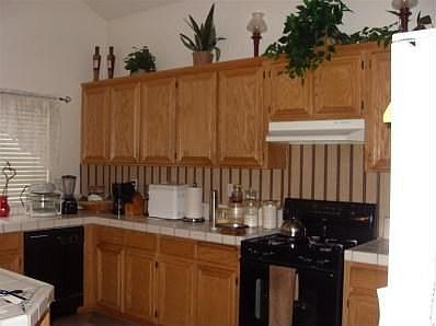 4th image of 1144 Woodbury Ln