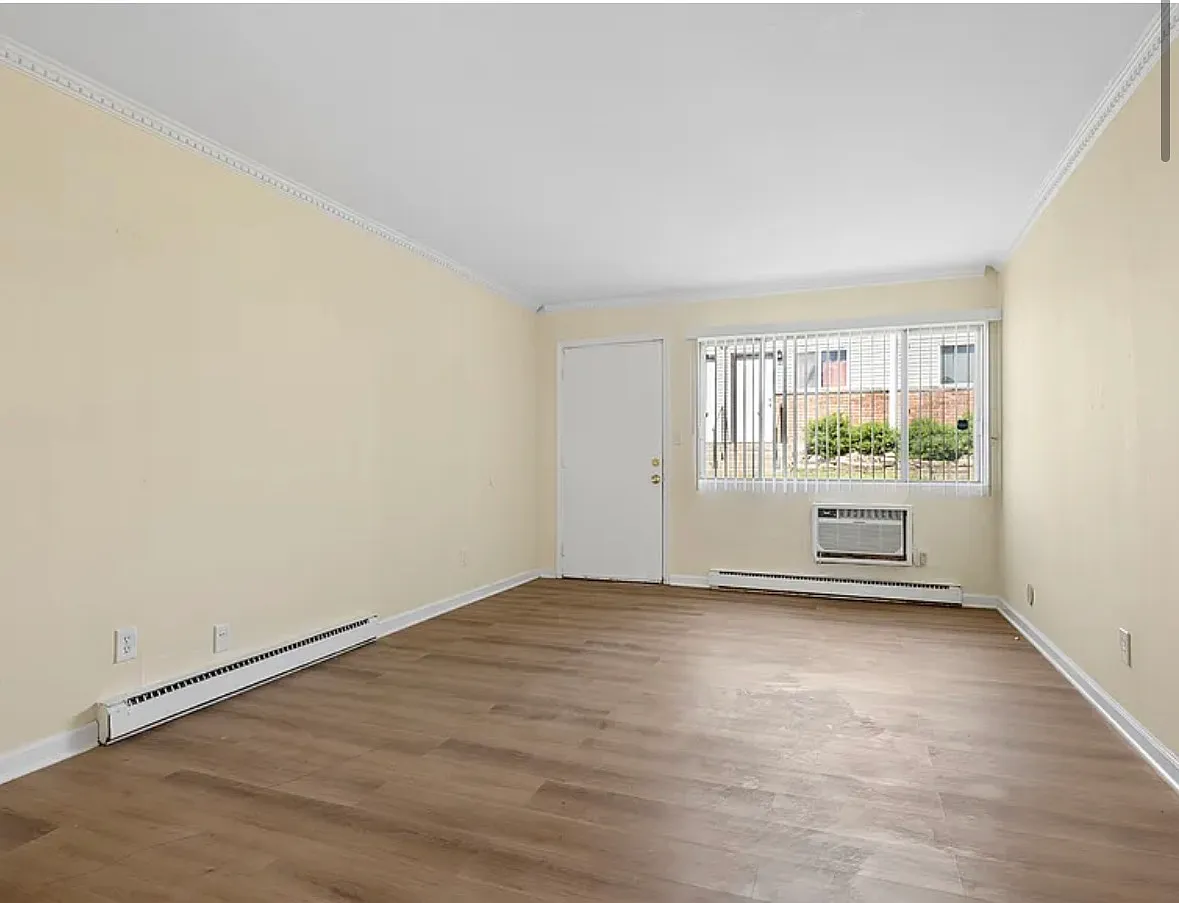 2 bed, 800 sqft, $1,450 — Photo 3