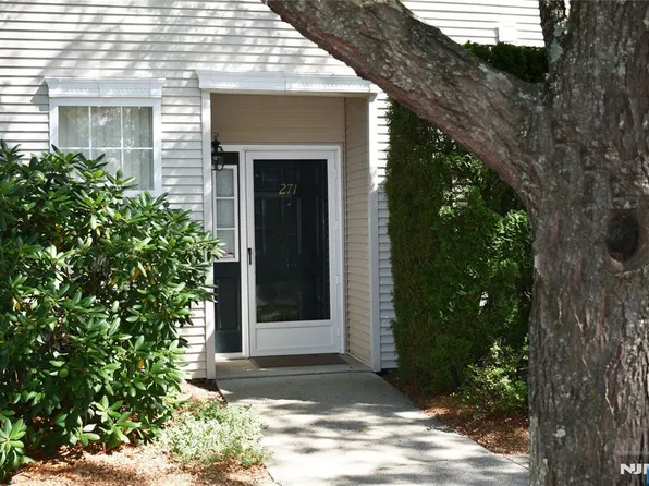 271 Winthrop Dr, Butler, NJ 07405