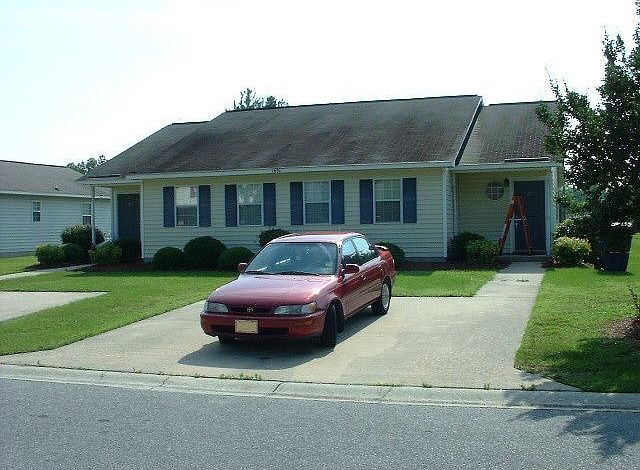 1st image of 1651 Hollow Dr