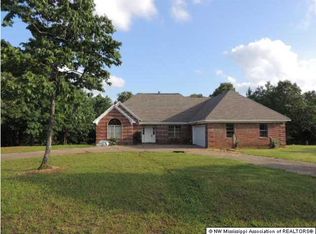 45 Pine Ridge Cv, Holly Springs, MS 38635