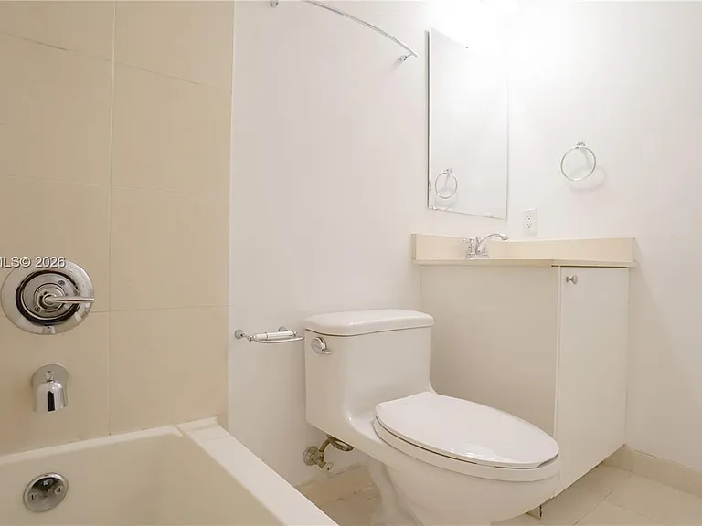 60 SW 13th St #2215 — Photo 18