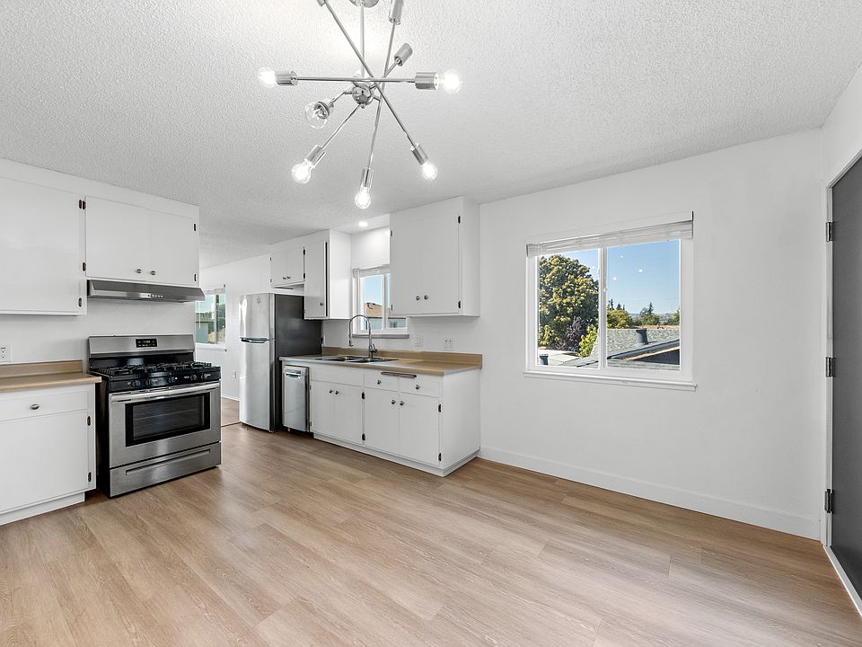 Kitchen + Dining