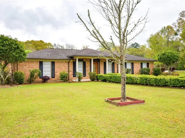 3252 Meadow Ln, Mobile, AL 36618