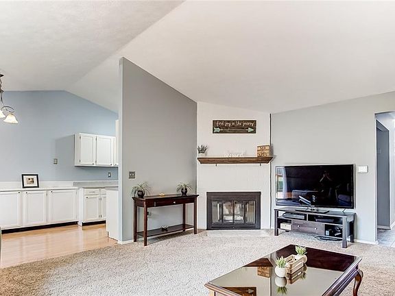 3rd image of 2850 Miami Village Dr
