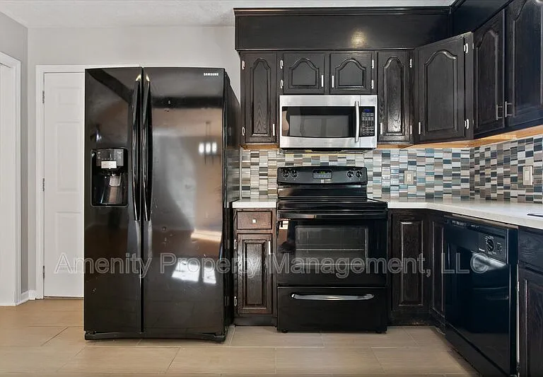 36 Old Fox Hill Rd — Photo 11