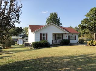 1500 Park Cir, Lafayette, TN 37083