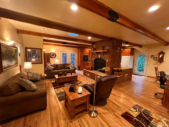 Large open Great Room that flows beautifully into kitchen and dining room.