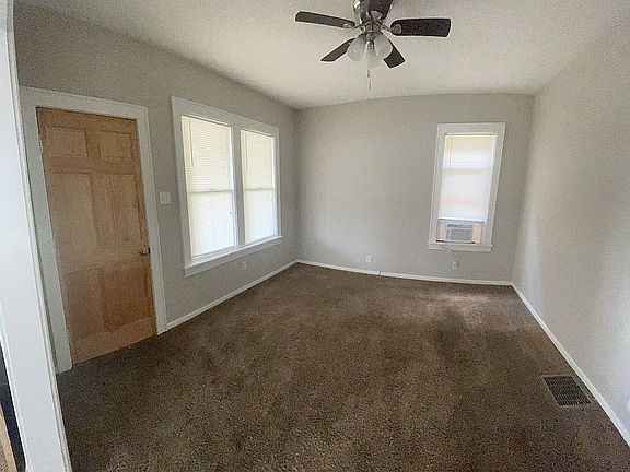 2nd image of 539 W 44th St