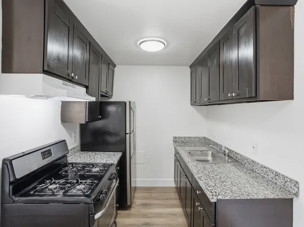 201 4th Ave APT 15, Redwood City, CA 94063