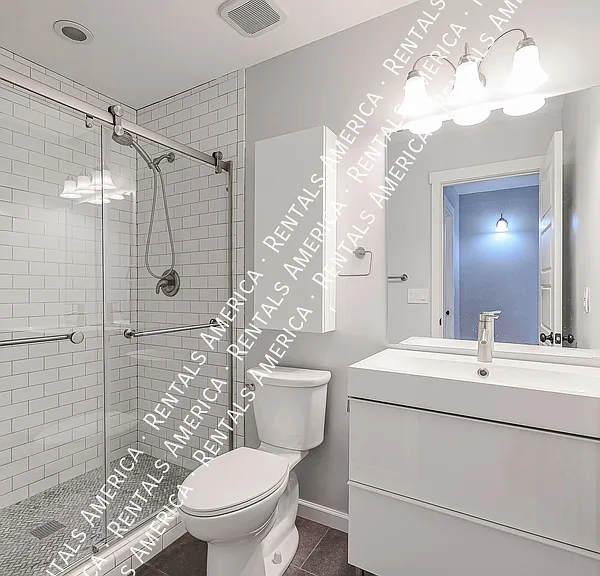 1360 W Esplanade St — Photo 26