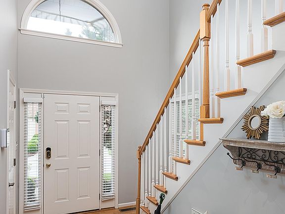 3rd image of 3506 Doral Pl