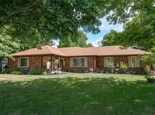 3269 W Sunset Dr S, Greenfield, IN