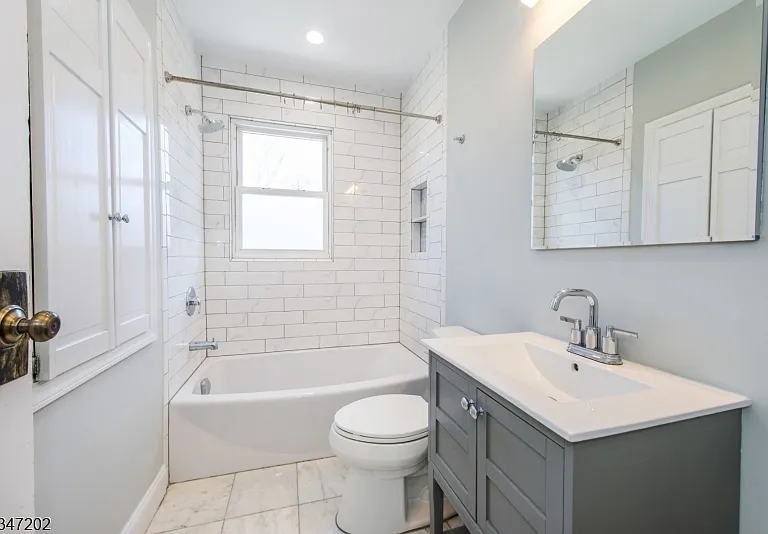 46 Dunnell Rd — Photo 10