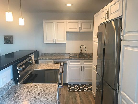4th image of 200 South St APT 3