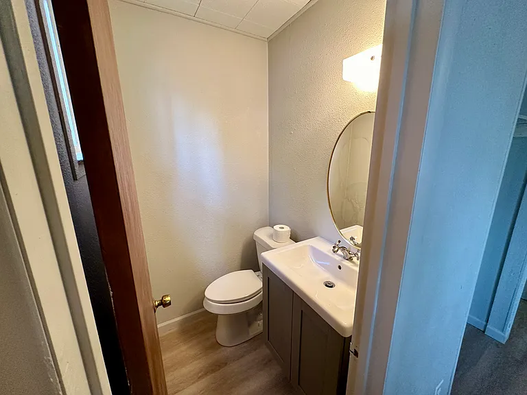 429 Oriole Trl — Photo 11