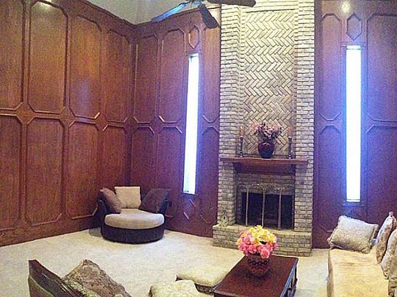 TWO STORY HIGH CEILING LIVING.