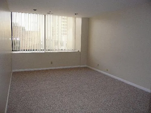 2 bed, 1510 sqft, $1,995 — Photo 3