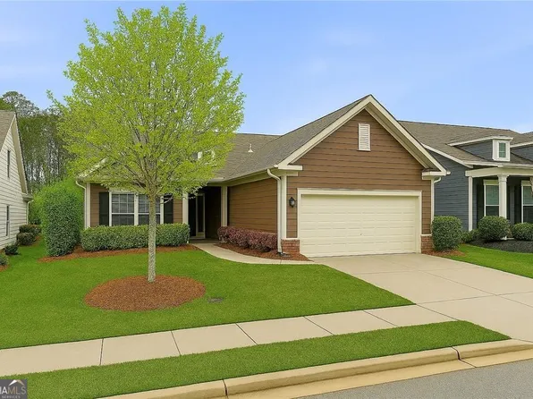 110 Wood Hollow Dr, Woodstock, GA 30188