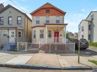 55 Manchester Ave, Paterson, NJ 07502