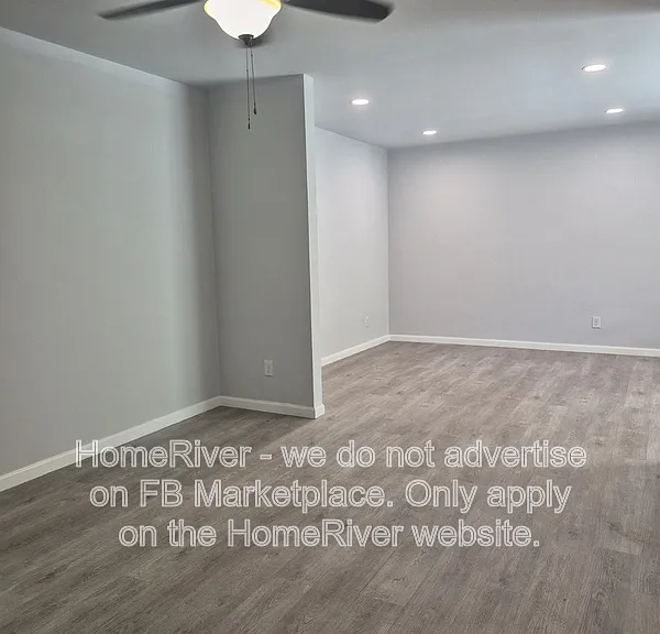 333 SE Martin Ave #1-B — Photo 8
