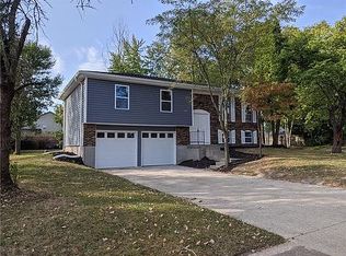 1301 W Stillwater Ln, Greenwood, IN 46142