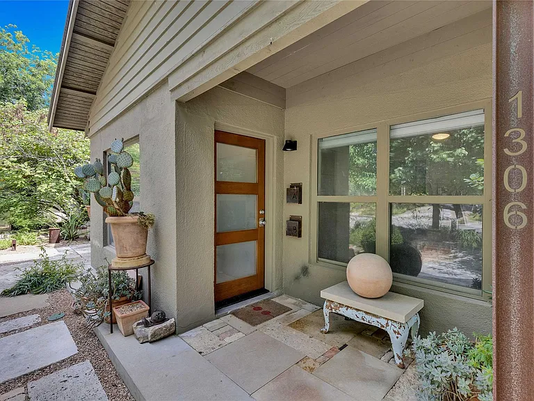 1306 Norwood Rd #A — Photo 5