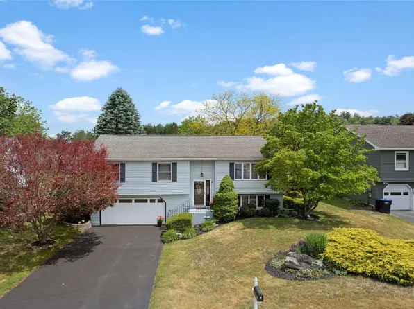 9 Jamie Ave, Apalachin, NY 13732